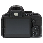 Зеркальный фотоаппарат Nikon D5600 Kit