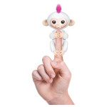 Интерактивная игрушка WowWee Fingerlings Ручная обезьянка София (3702A)