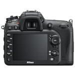 Зеркальный фотоаппарат Nikon D7200 kit (18-140mm f/3.5-5.6G VR)